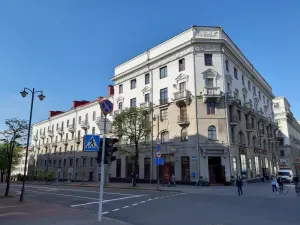 Дом па праспекце Незалежнасці, 19