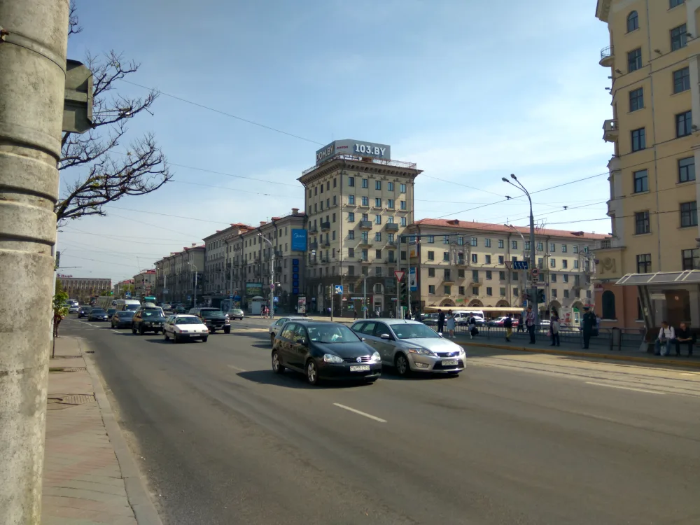 Дом па праспекце Незалежнасці, 42