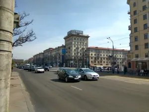 Дом па праспекце Незалежнасці, 42