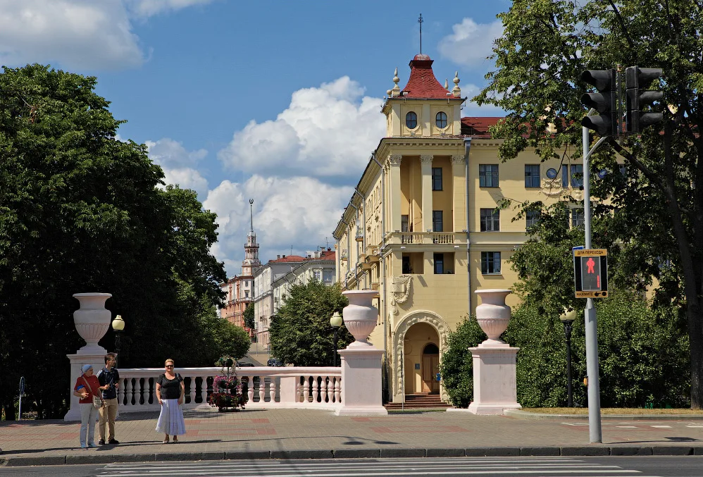 Дом па праспекце Незалежнасці, 31