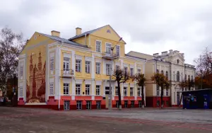 Дом па праспекце Еўфрасінні Полацкай, 1