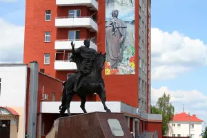 Помнік Усяславу Чарадзею