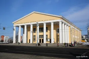 Национальный академический драматический театр им. Якуба Коласа