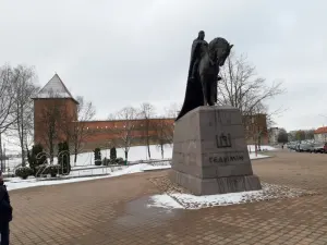 Помнік Гедзіміну