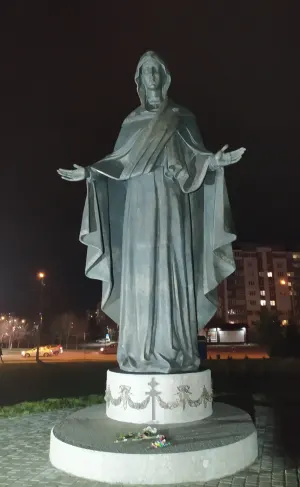 Фігура Божай Маці (Жодзіна)