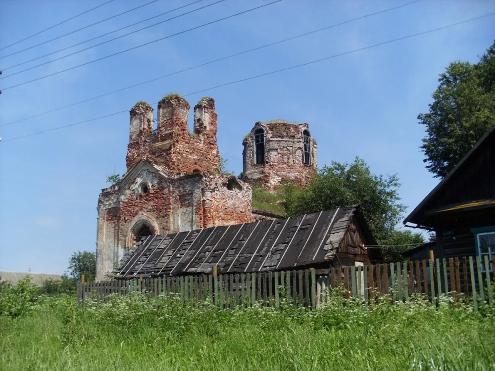 Воскресенская церковь (Межево)