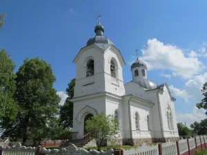 Свята-Успенская царква, Люшнева