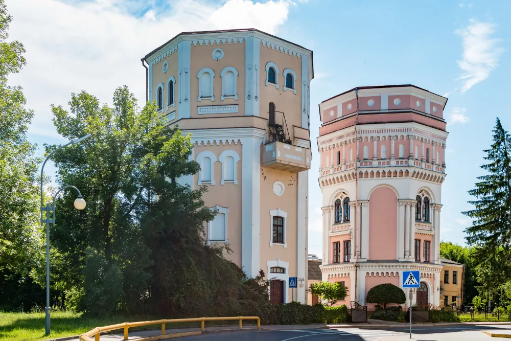 Кася и Бася