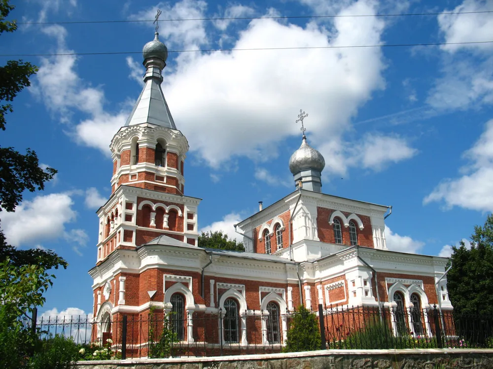 Свята-Увазнясенская царква, Лужасна