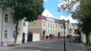 Улица Толстого