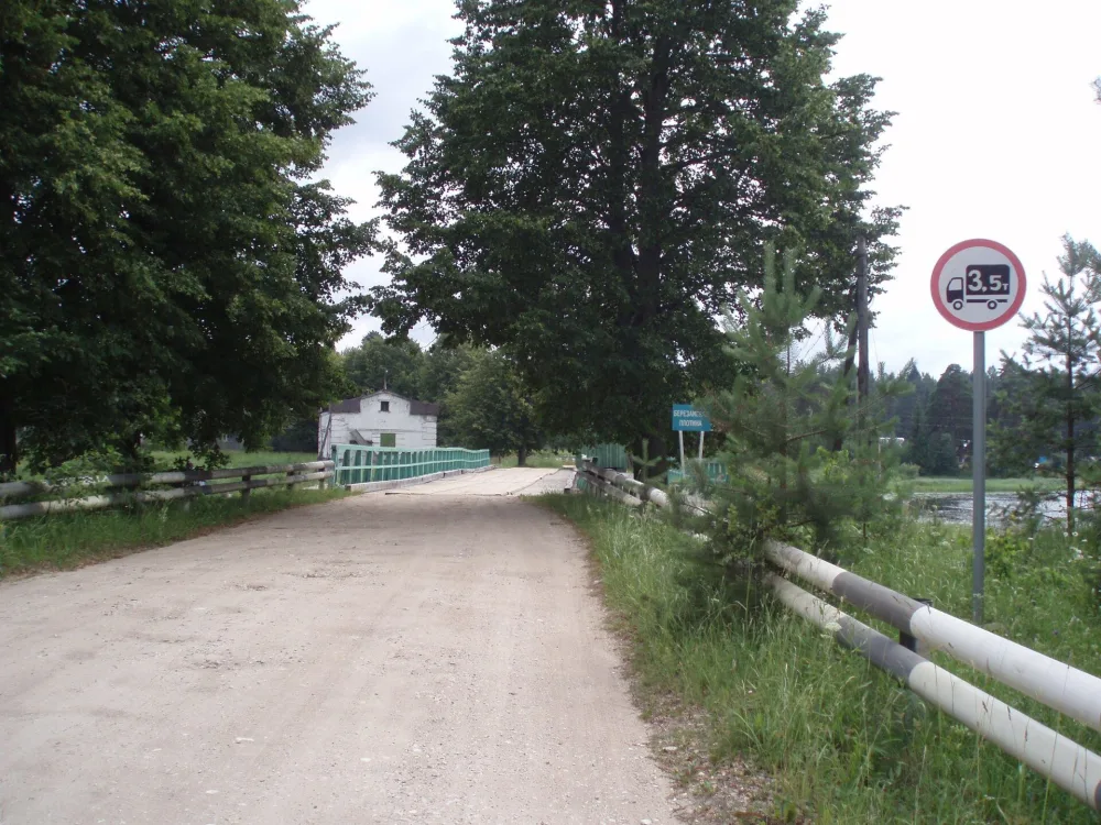 Березайская плотина (Дачный)