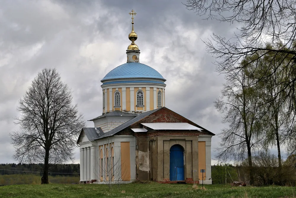 Церковь Тихвинской иконы Божией Матери (Рюминское)