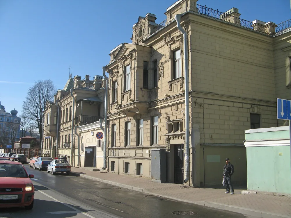 Дома Н.Ф. Крупенникова