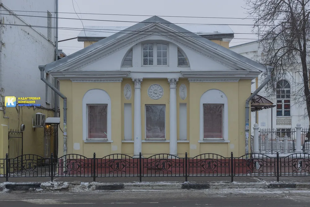 Флигель южный. Здесь в 1846-1849 гг. жил Ушинский К.Д. (Ярославль)