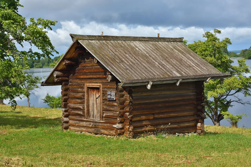 Амбар Белошеева из деревни Пялозеро (остров Кижи)