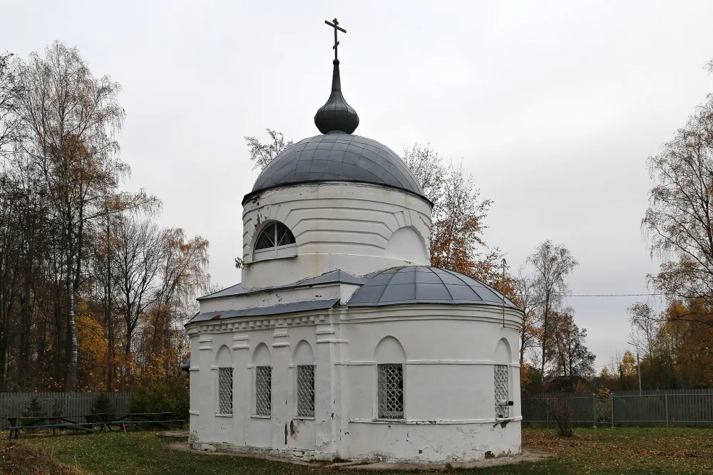 Церковь Святой Троицы (Дубки)