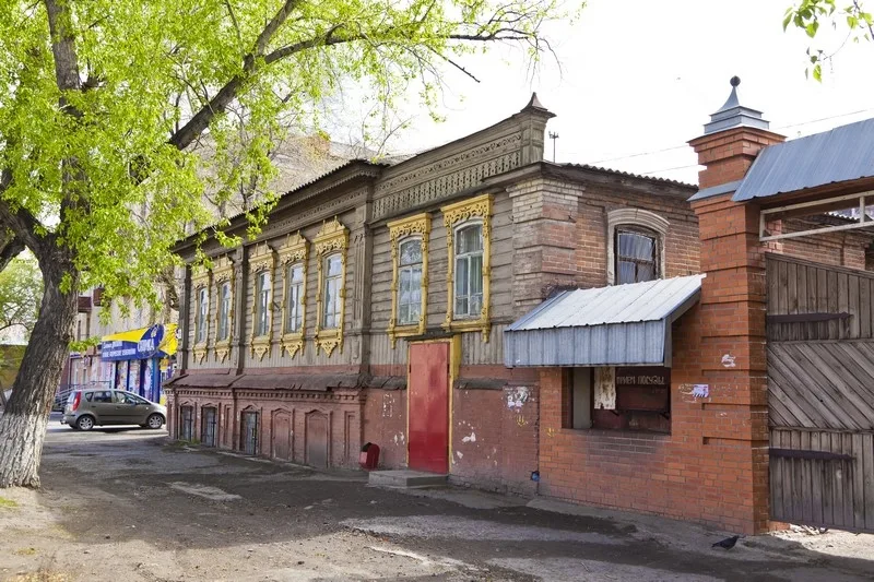 Жилой дом купцов Шиловых (Курган)