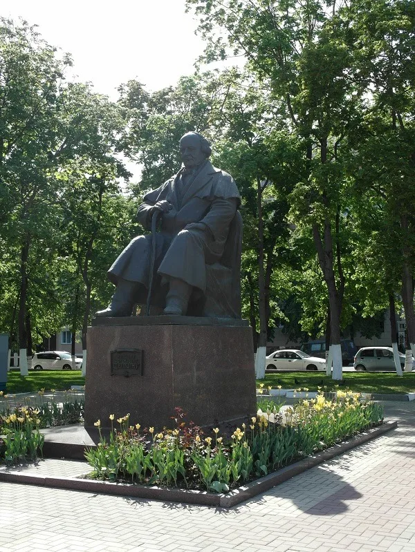 Памятник Михаилу Щепкину