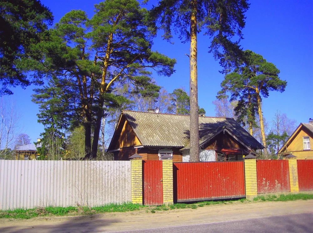 Жилой дом лоцмана (Лебяжье)