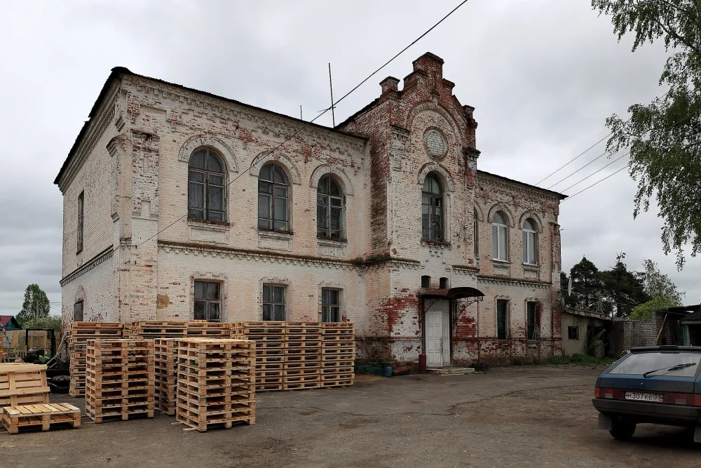 Школа (Муромцево)