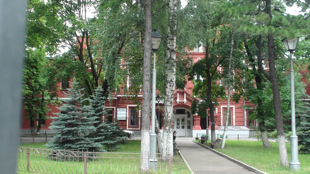 Парк Бахрушинской больницы (Сокольники)