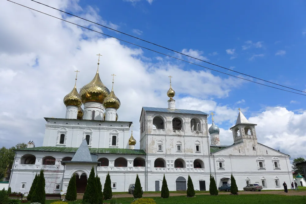 Звонница с церковью Марии Египетской