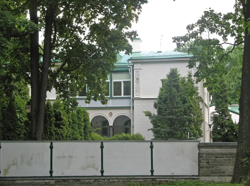 Участок парка