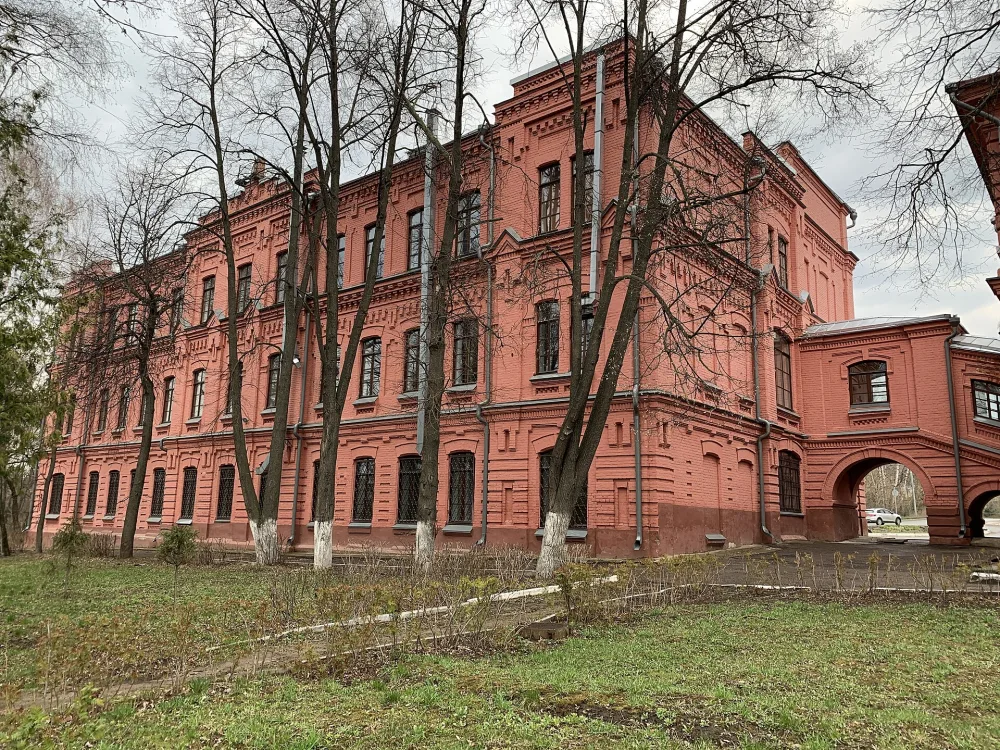 Главное здание (Казань)