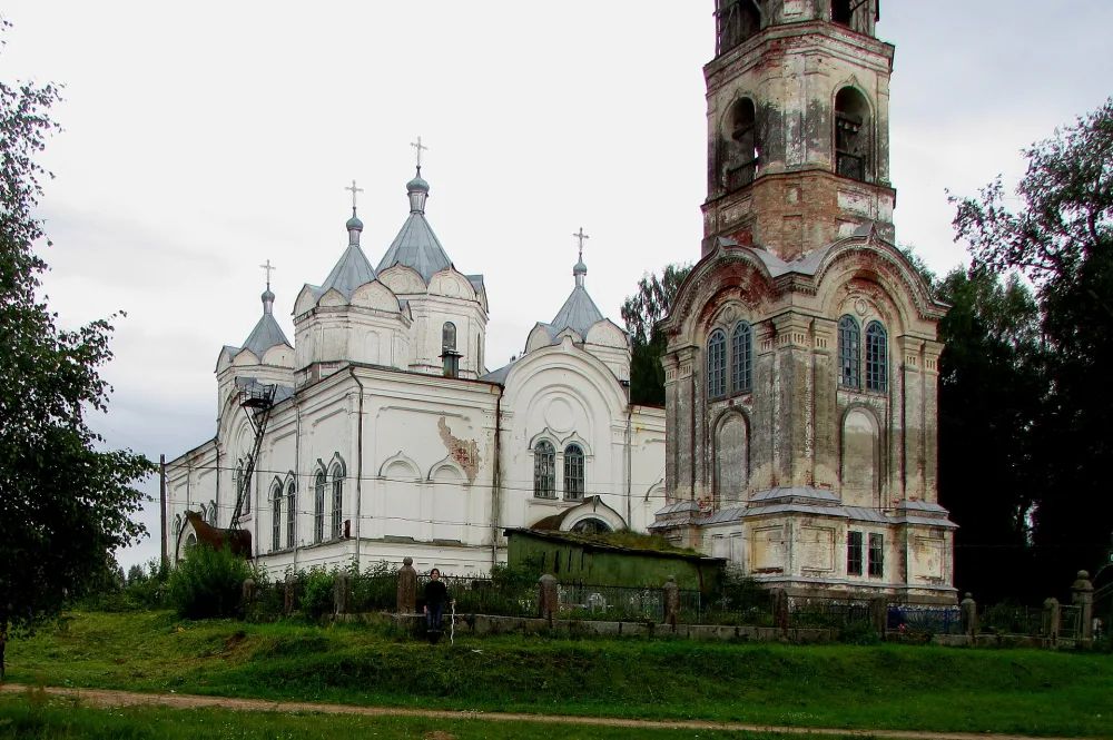 Успенская церковь (Кострецы)