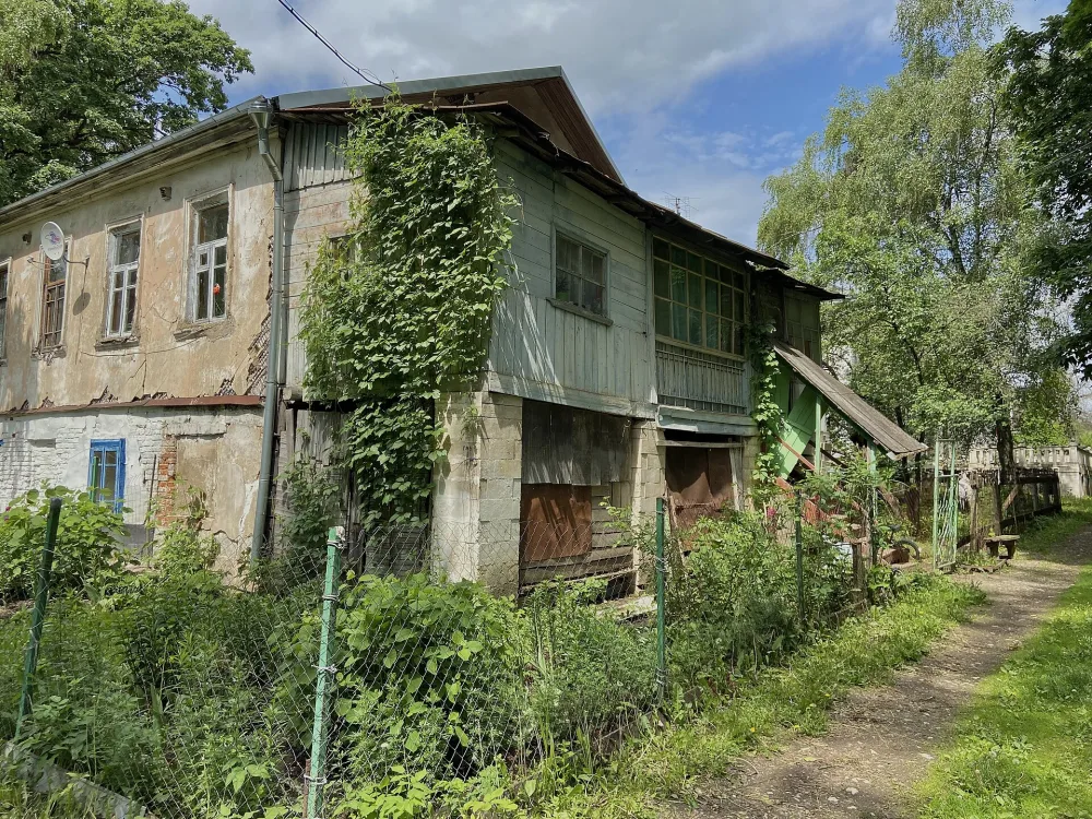 Флигель (Октябрьский)