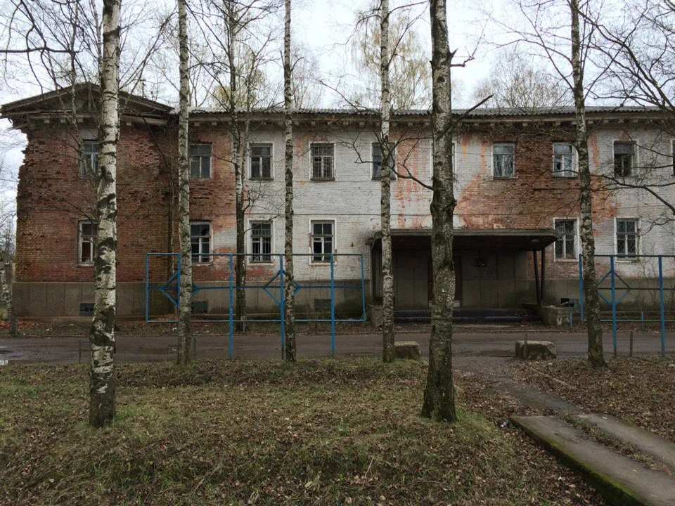 Здание штаба (корпус полкового управления) (Великий Новгород)