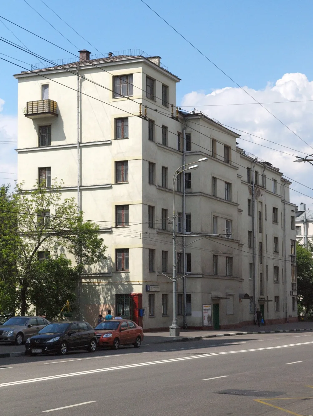 1-я Дубровская улица 6