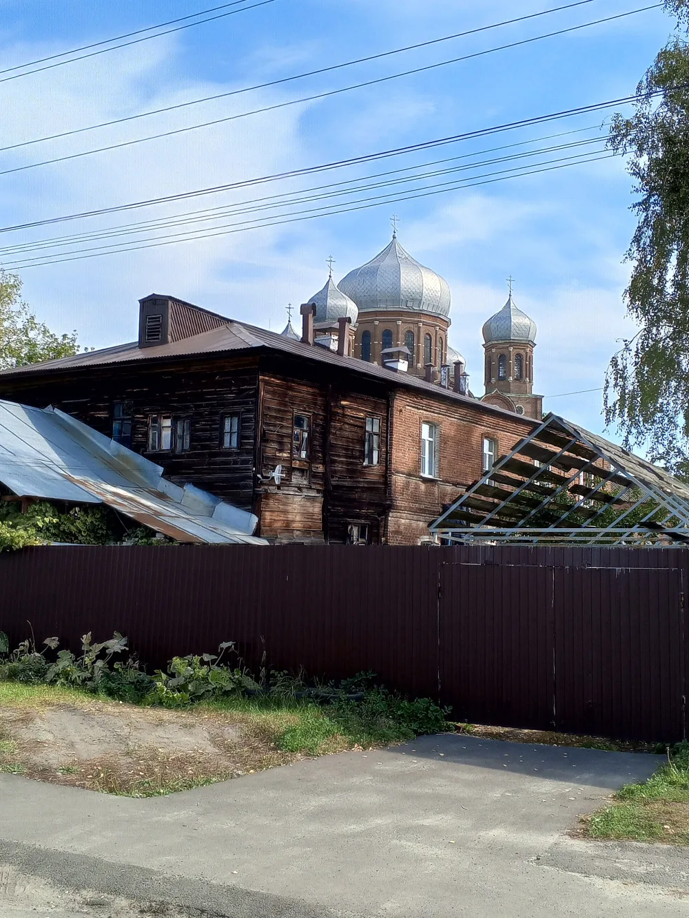 Келейный корпус для сестер, занимающихся шитьем