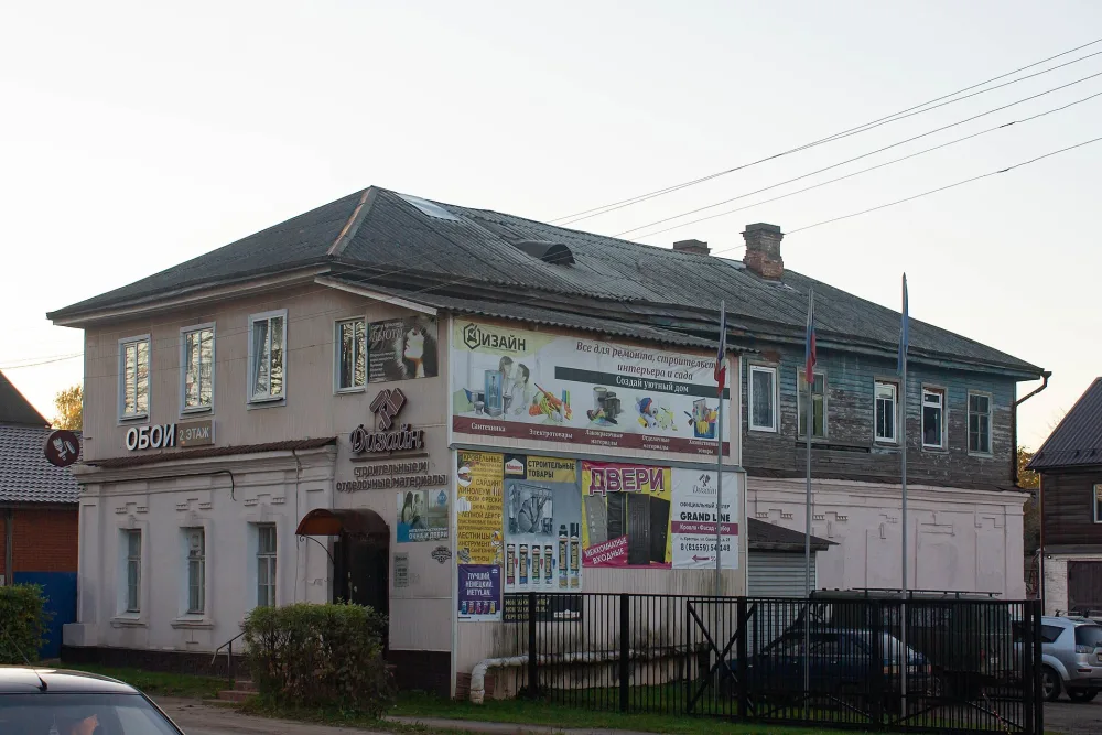 Флигель (Крестцы)