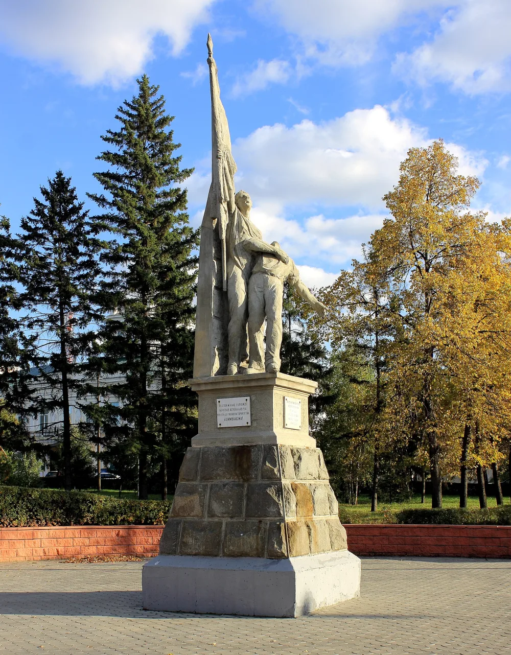 Памятник «Борцам Революции» (Омск)