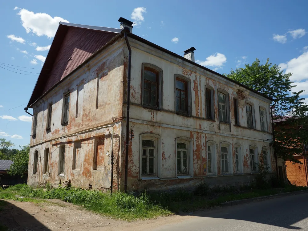 Жилой дом (Боровичи)
