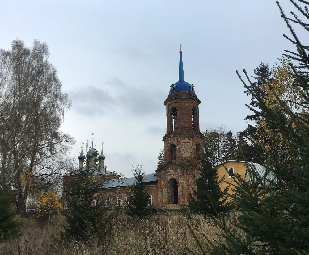Покровская церковь (Алёшня)