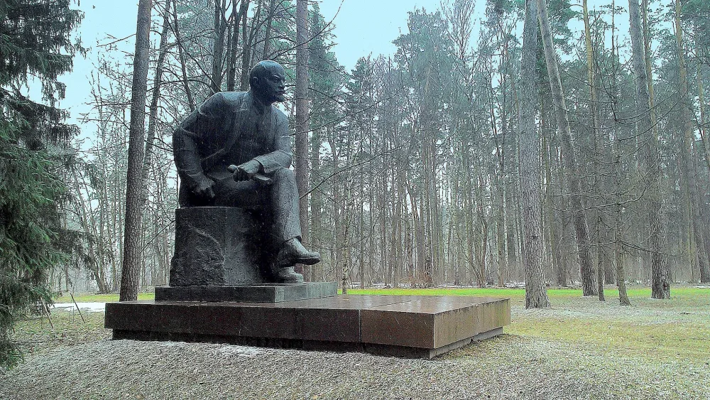 Памятник В.И. Ленину (Барвиха)