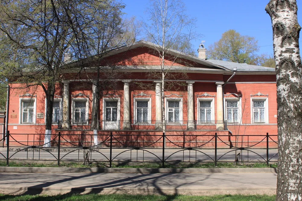 Дом Волкова