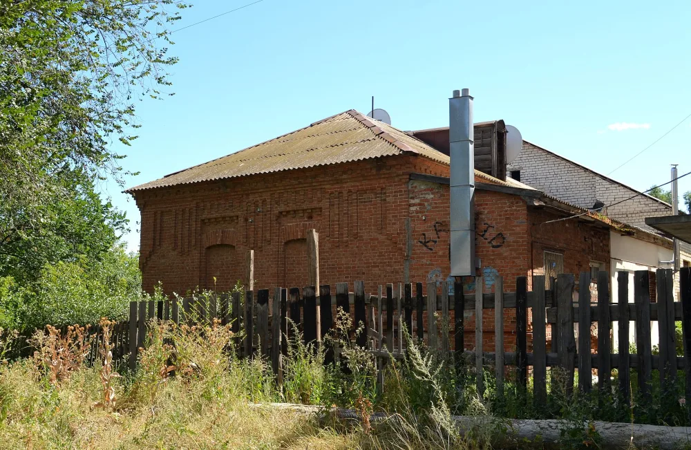Флигель
