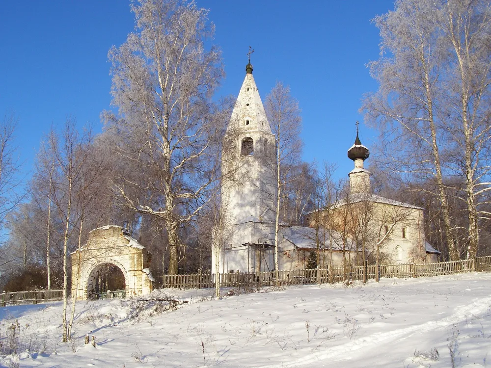 Церковь Успения Пресвятой Богородицы (Успенская церковь) (Любец)