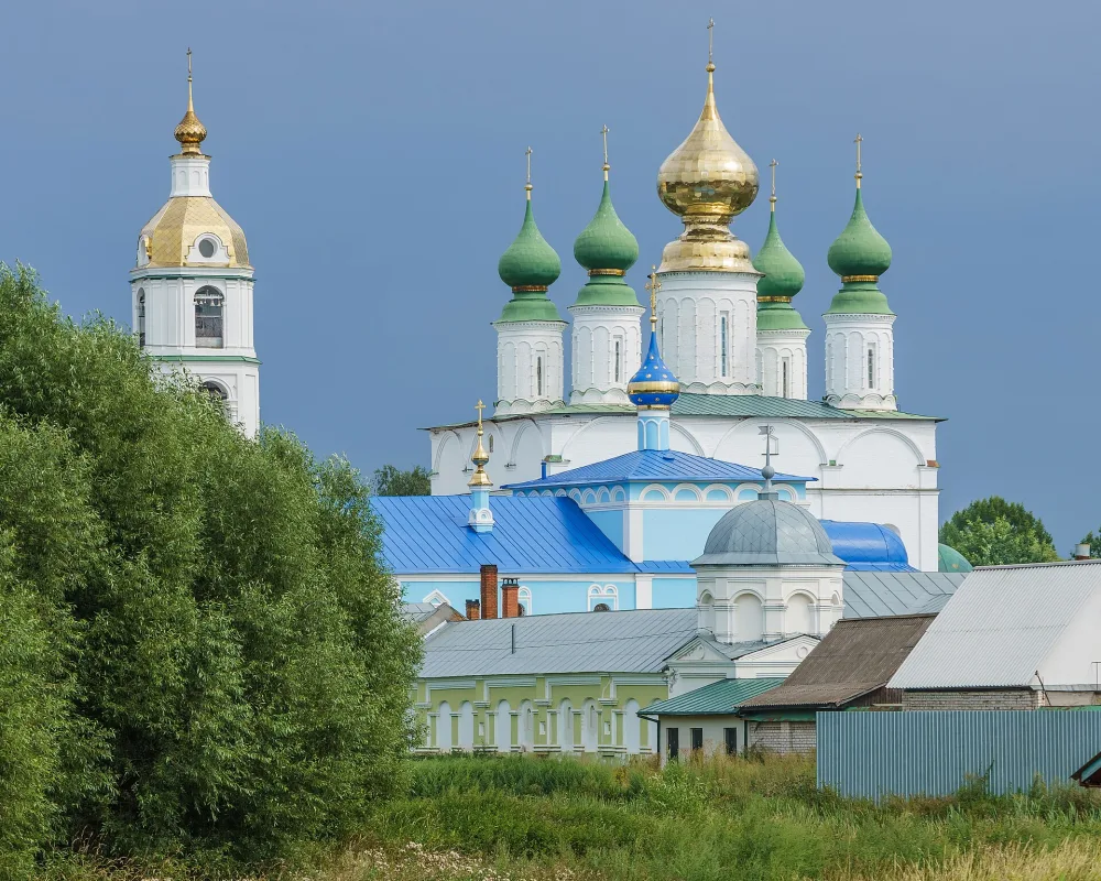 Угловые башни (Введеньё)