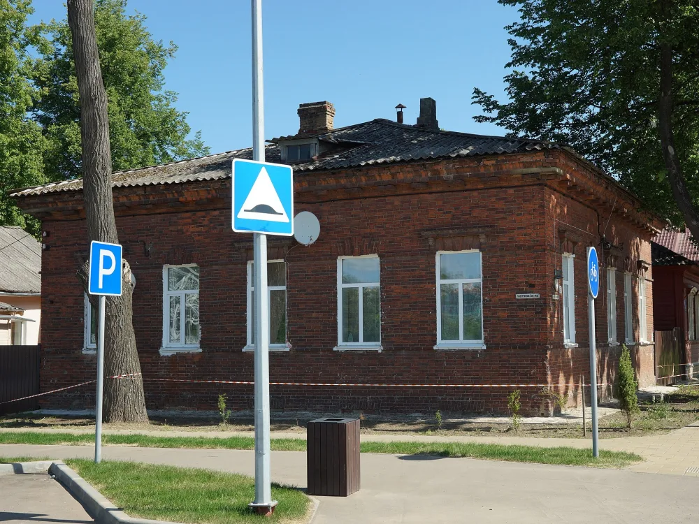 Жилой дом (Боровичи)