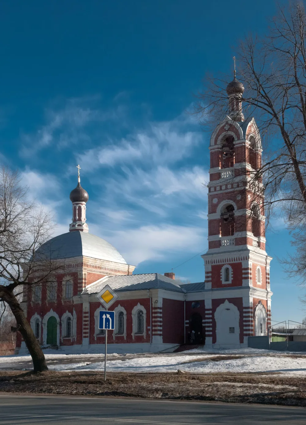 Церковь Успения Пресвятой Богородицы в Бронницах