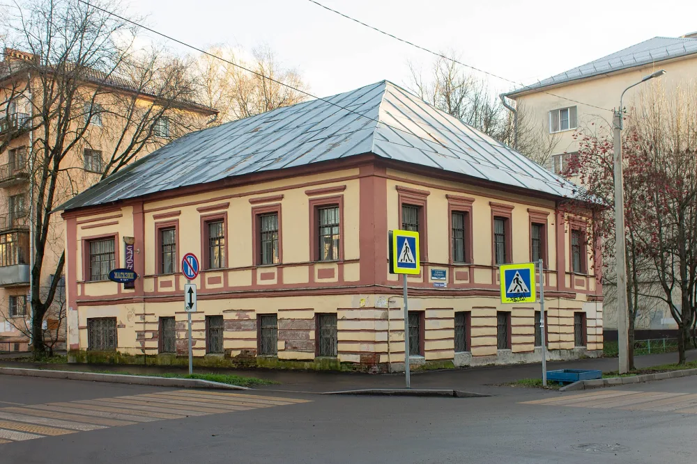 Дом статского советника И.И. Вольского (Великий Новгород)