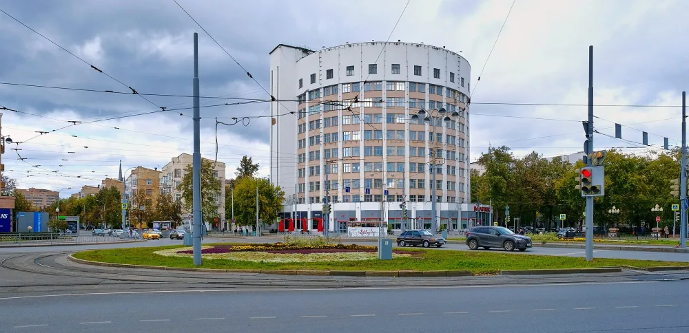 Пересечение Ленина и Луначарского