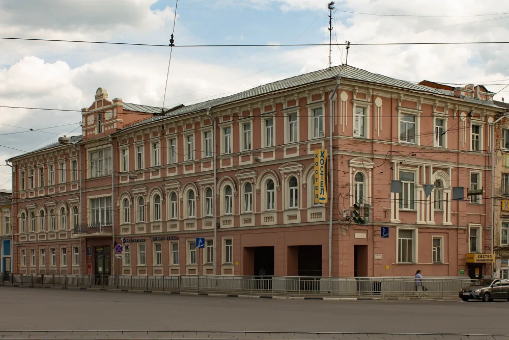 Здание, где в июне-октябре 1918 г. проходило формирование Волжской военной флотилии (Нижний Новгород)