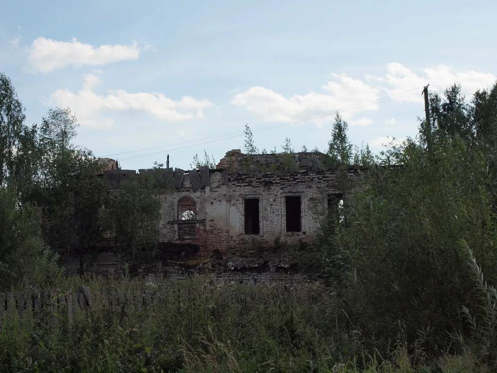 Воскресенская церковь (Ирта)