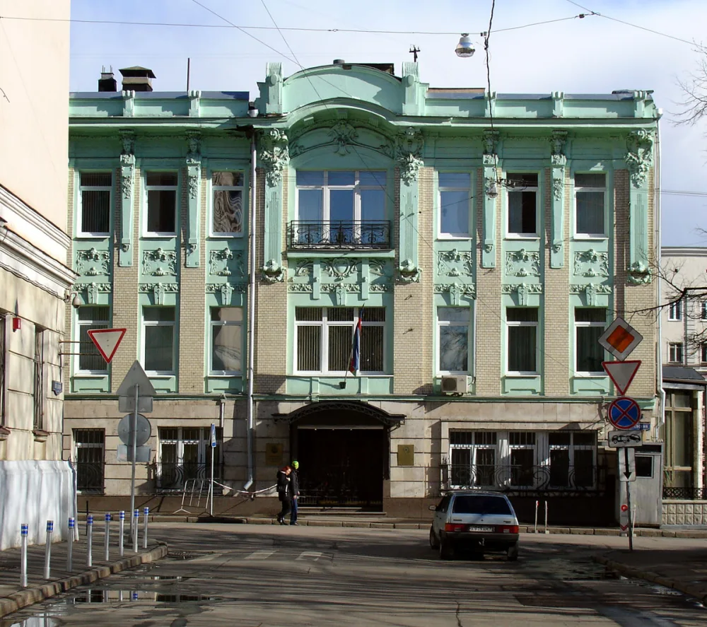 Леонтьевский переулок 16