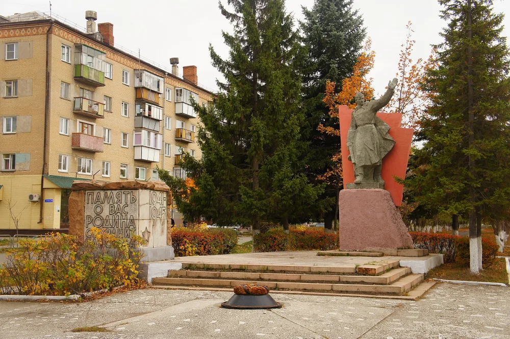 Памятник «Павшим воинам»